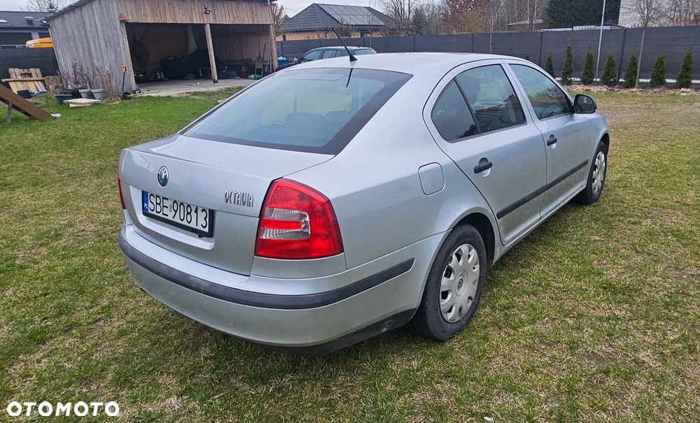 Skoda Octavia 1.6 Ambition - 4