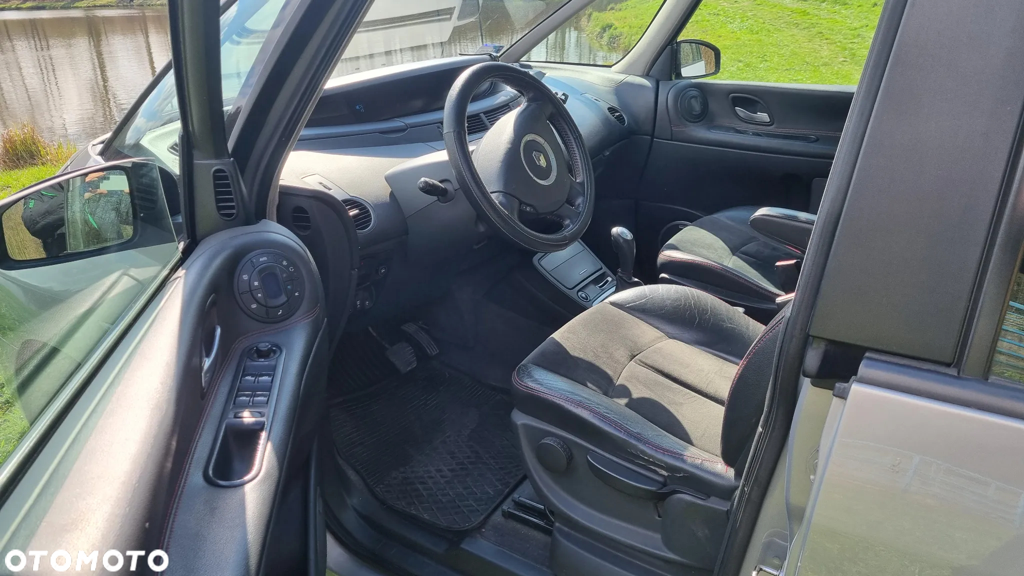 Renault Espace 2.0T Privilege - 15
