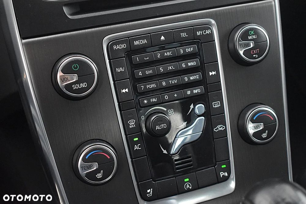Volvo S60 D4 Momentum - 25