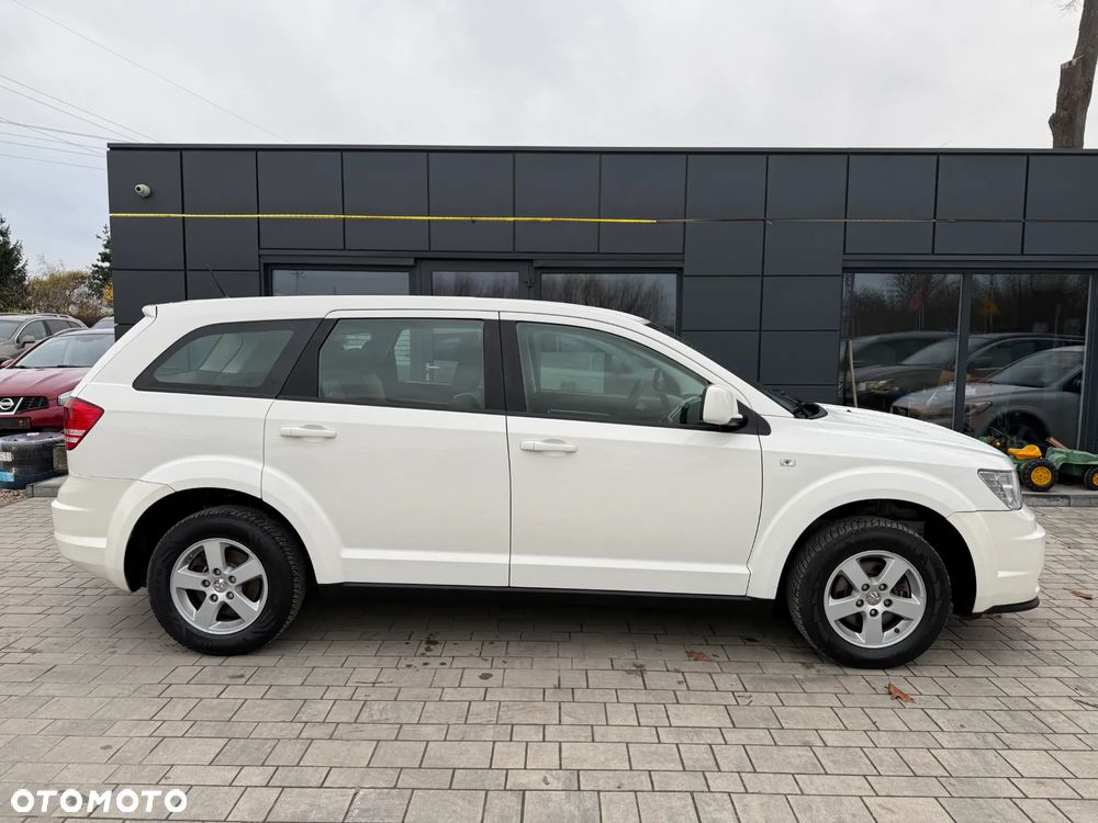 Dodge Journey - 16
