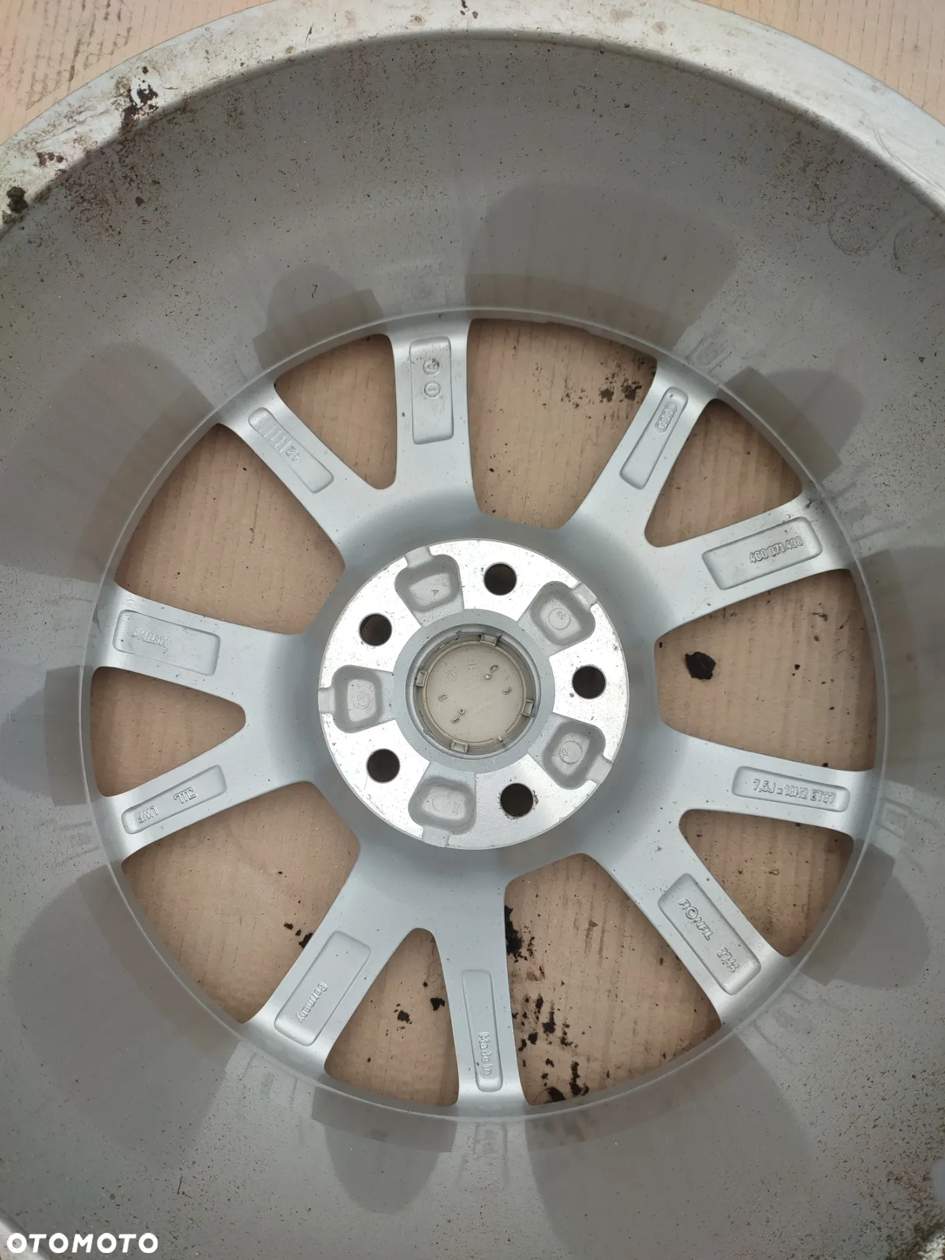 Felga aluminiowa Audi 18 cali 5x112 7.5Jx18 ET37 4G0071498 - 4