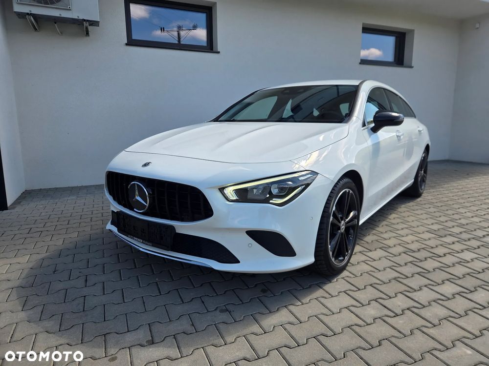 Mercedes-Benz CLA - 2