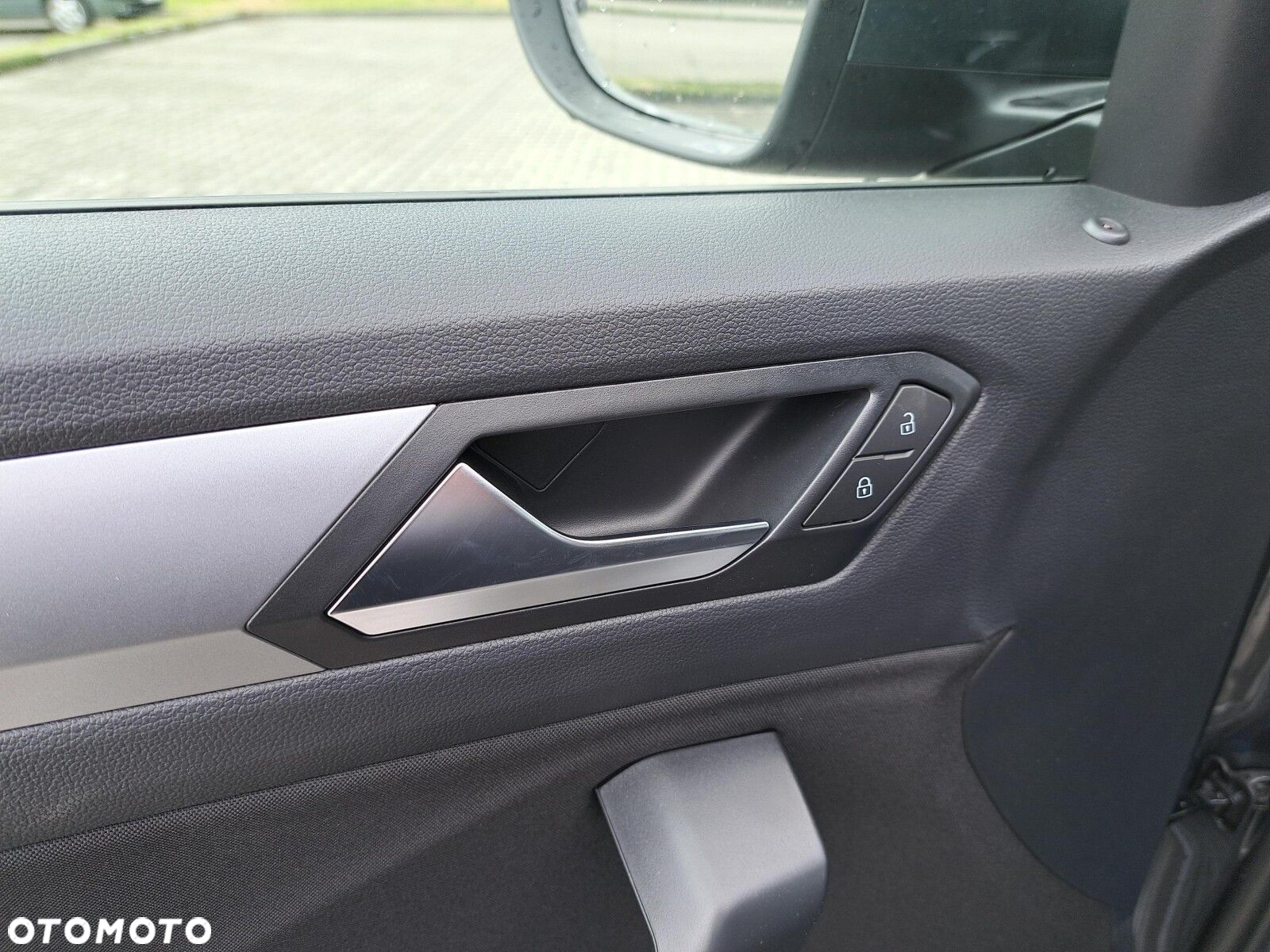 Volkswagen T-Roc 1.5 TSI Life Plus DSG - 22