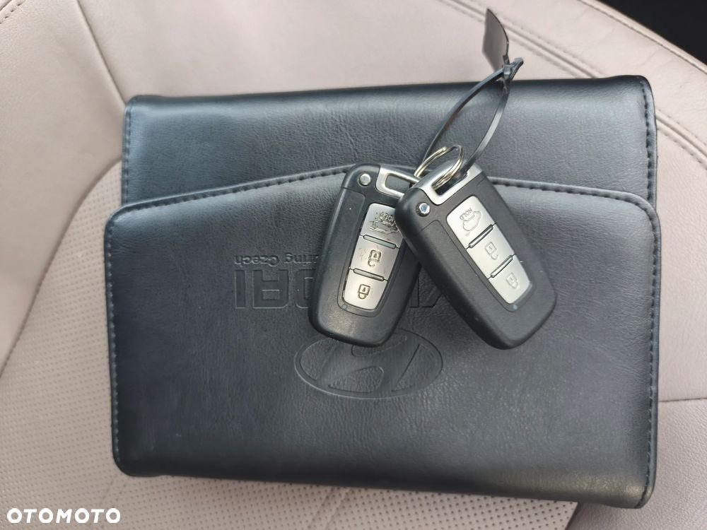 Hyundai ix35 2.0 4WD Automatik Premium - 24