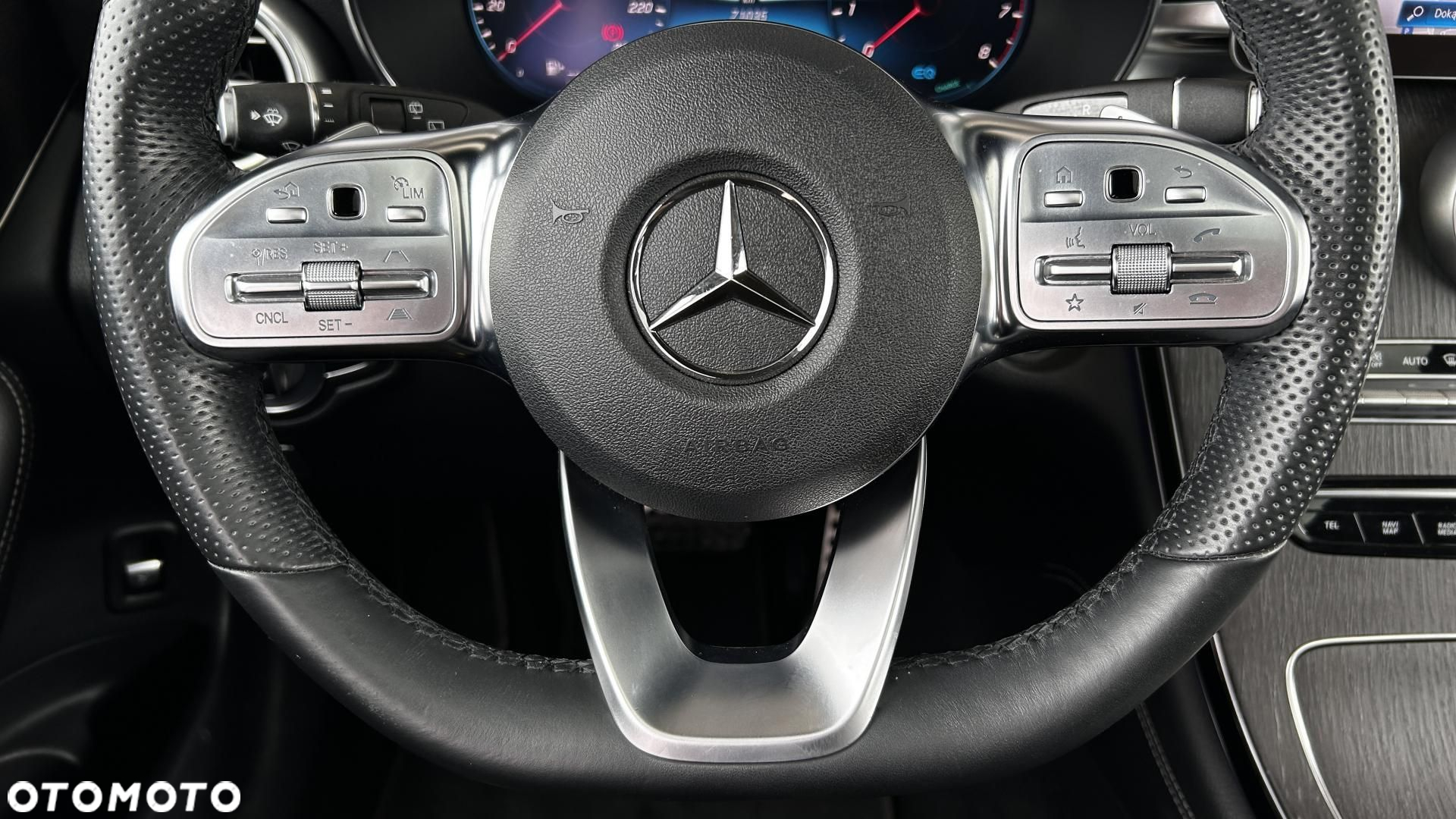 Mercedes-Benz GLC 300 4-Matic - 15