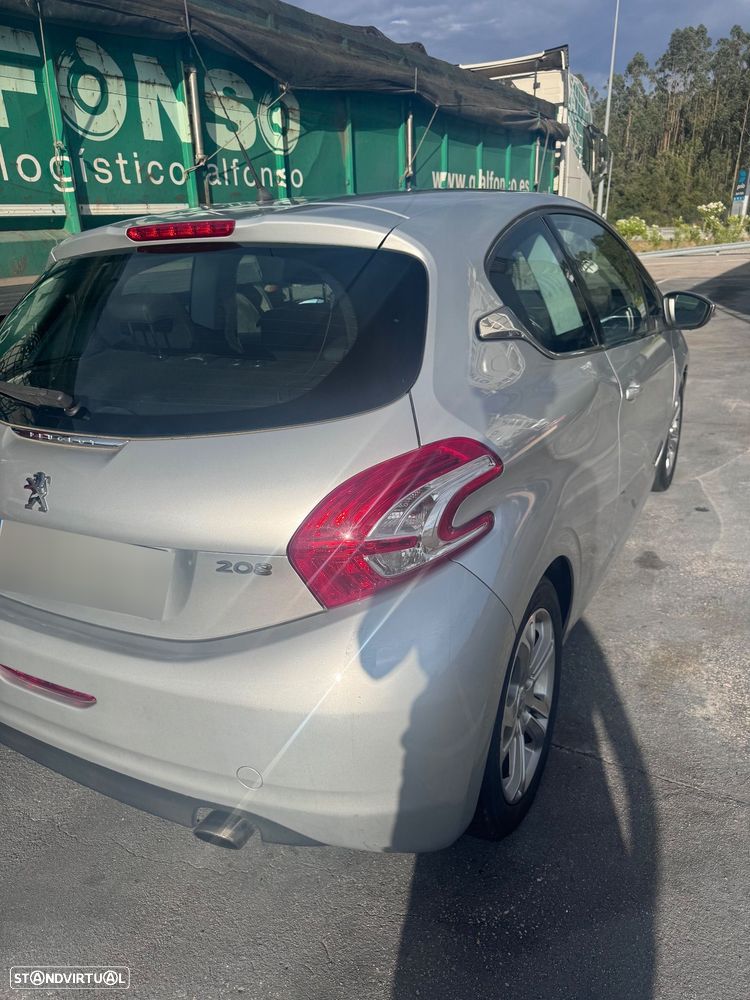 Peugeot 208 82 PureTech Style - 2