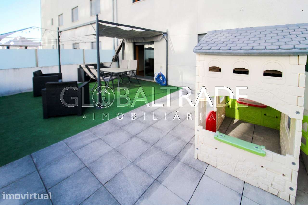 Apartamento T2 com Terraço em Baguim do Monte - Grande imagem: 2/27
