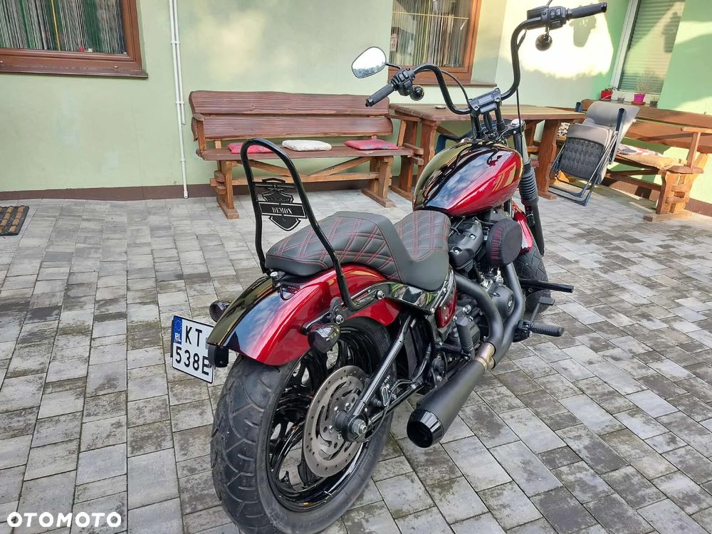 Harley-Davidson Softail Street Bob - 41