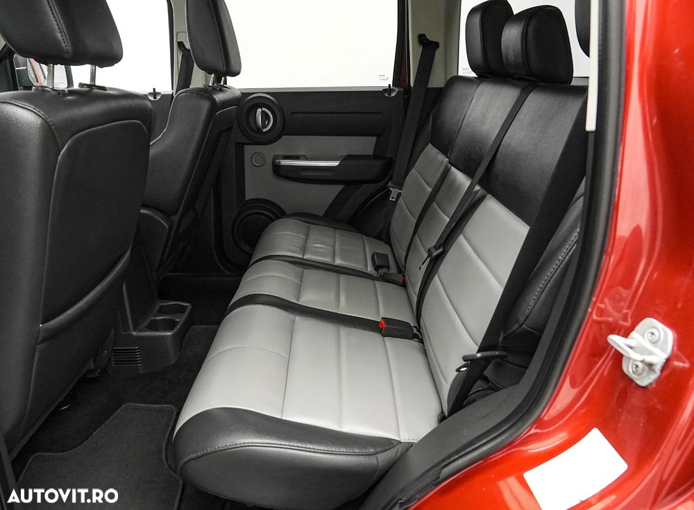 Dodge Nitro 2.8L CRD 4X4 SXT Aut - 17