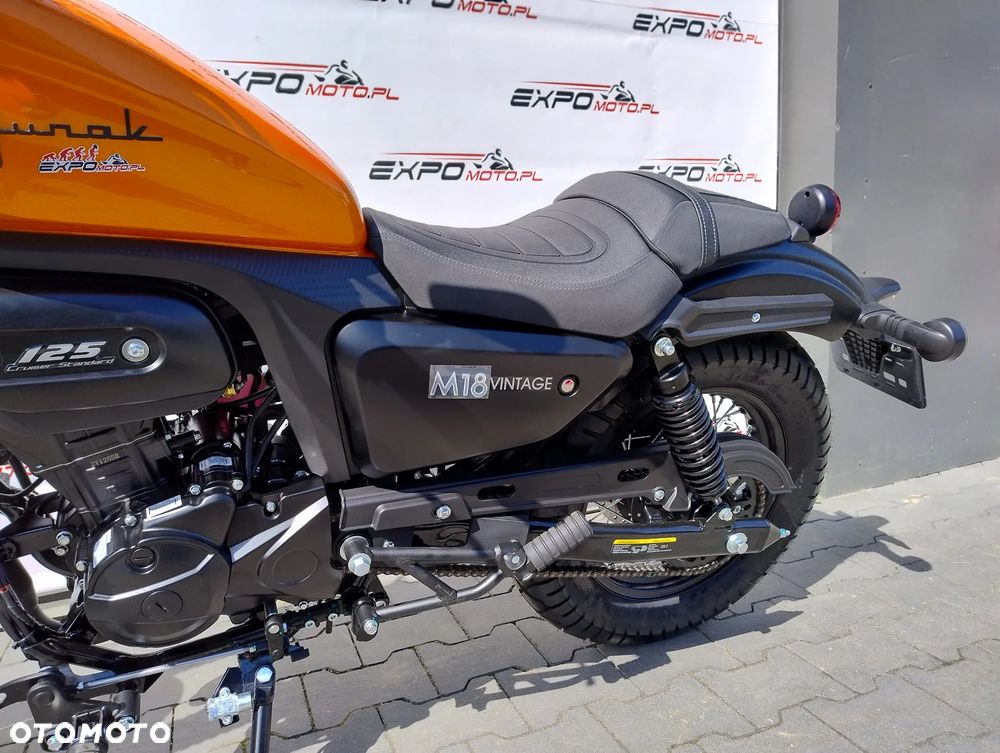 Junak M18 - 8