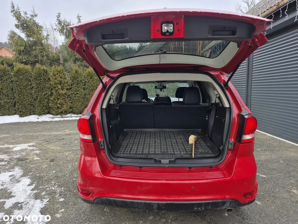 Fiat Freemont 2.0 Multijet Black Code AWD - 3