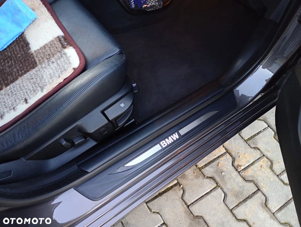 BMW Seria 5 520d - 26