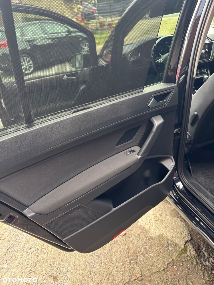 Volkswagen Touran 1.6 TDI SCR DSG Join - 21