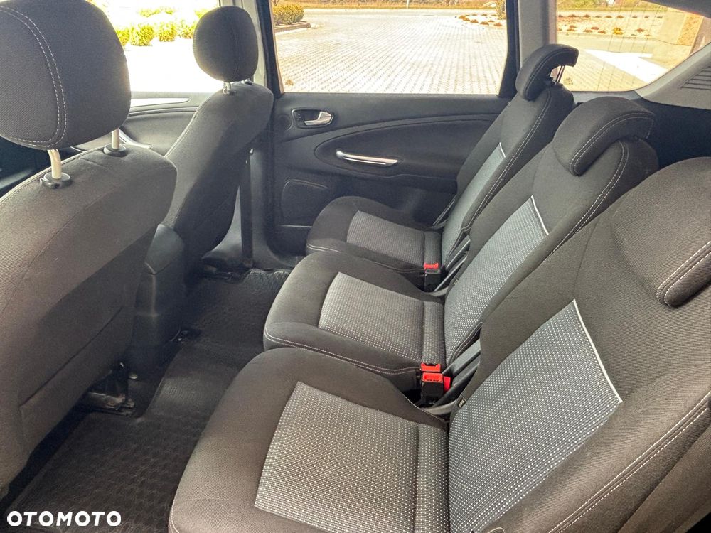 Ford S-Max 2.0 TDCi DPF Titanium - 12