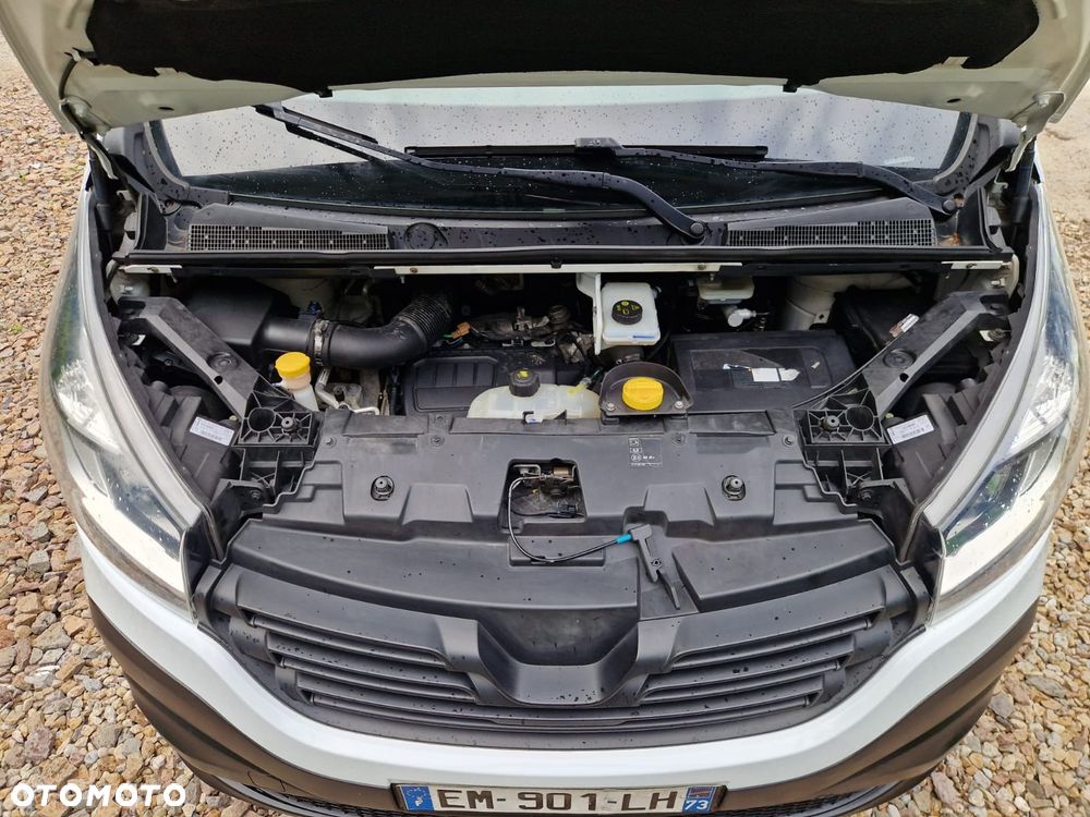 Renault Trafic - 32