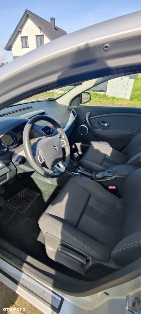 Renault Megane - 11
