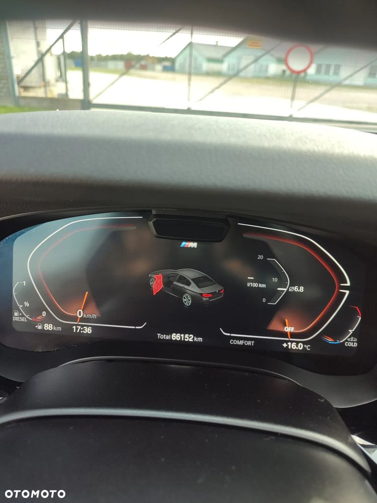 BMW Seria 5 530d xDrive M Sport Edition - 25