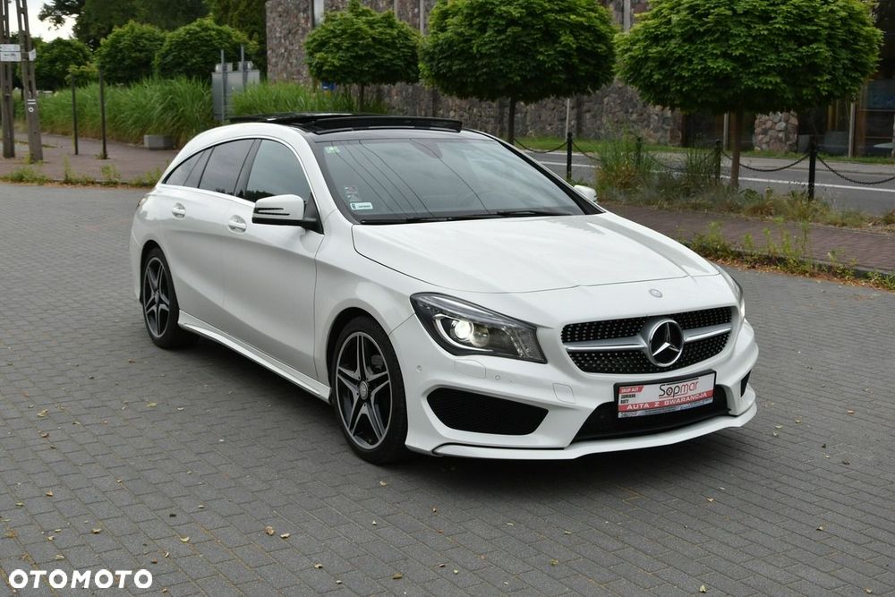 Mercedes-Benz CLA 200 7G-DCT AMG Line - 24