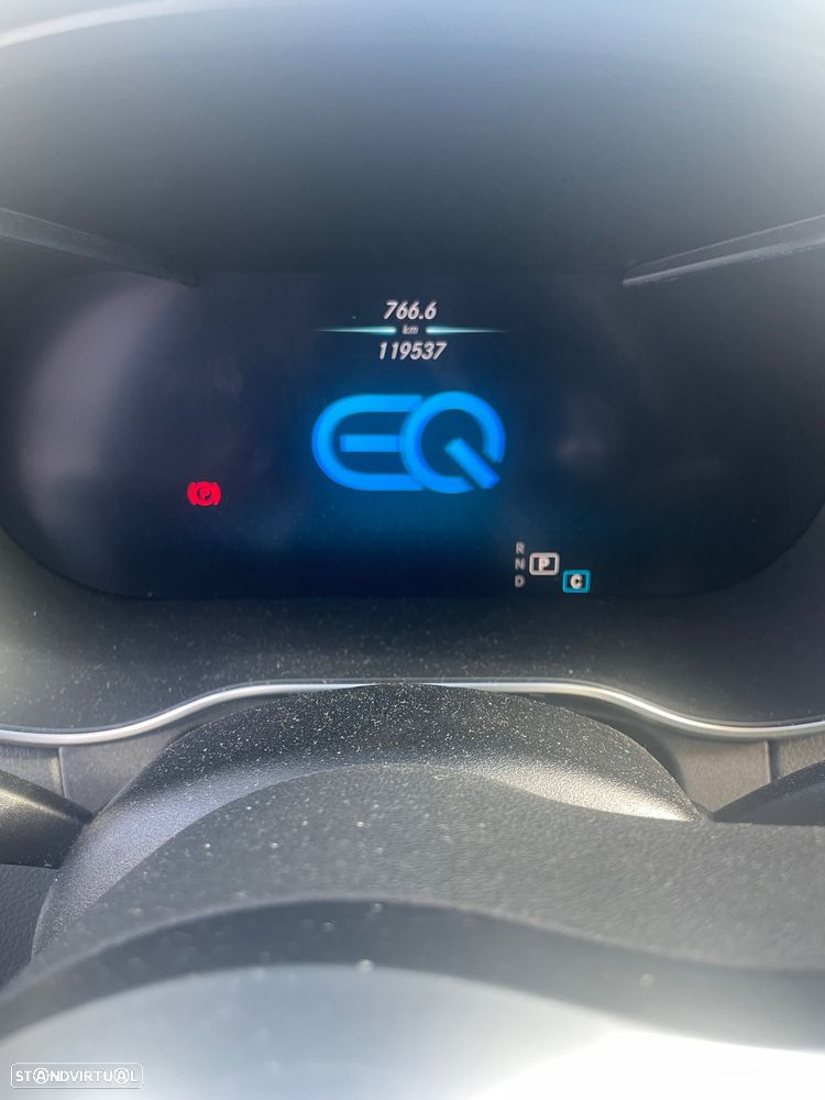 Mercedes-Benz C 300 BlueTEC Hybrid AMG Line - 12