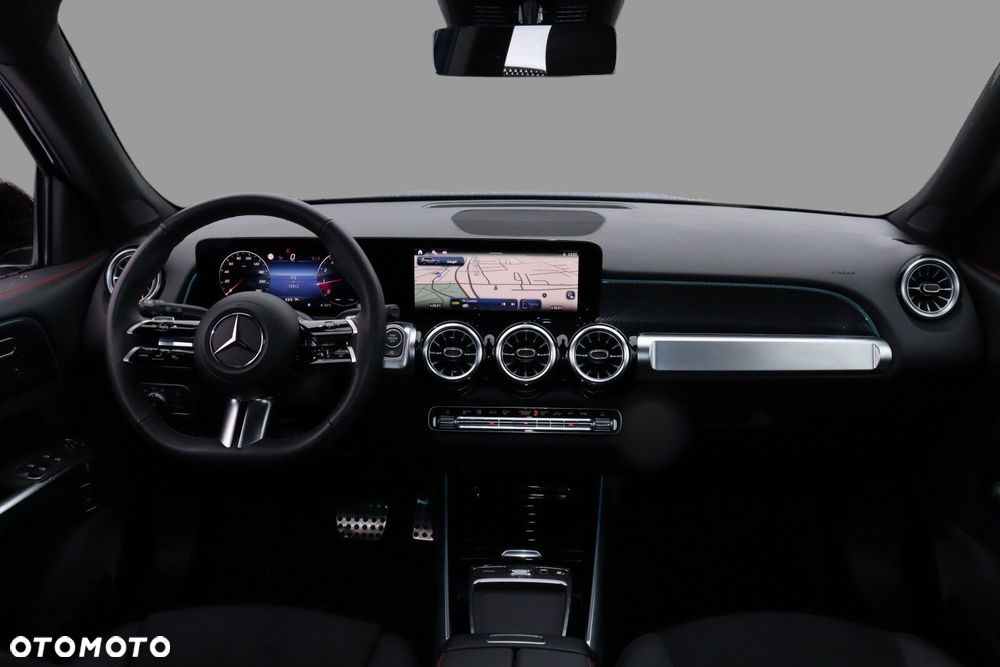 Mercedes-Benz GLB 200 AMG Line 7G-DCT - 10