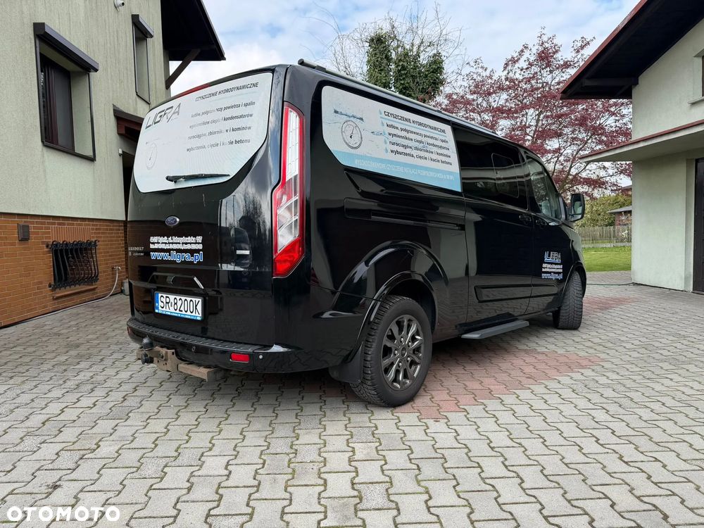Ford Tourneo Custom - 3