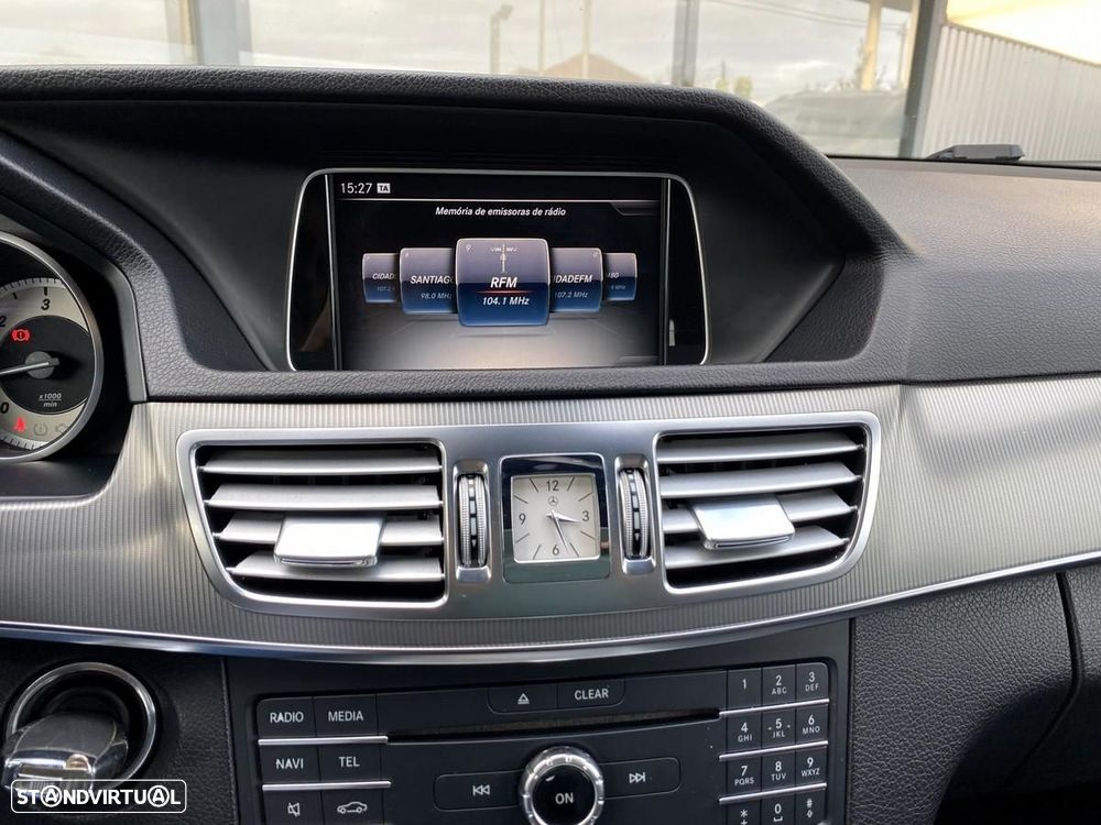 Mercedes-Benz E 300 Bluetec Hybrid Avantgarde - 11