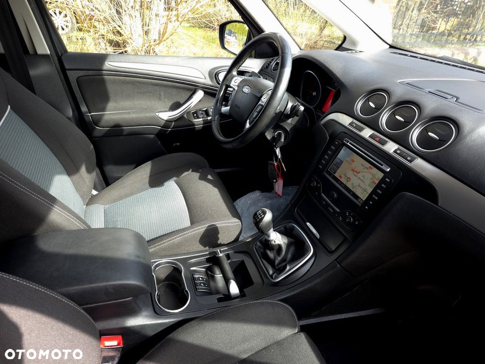 Ford S-Max 2.0 TDCi Trend - 13