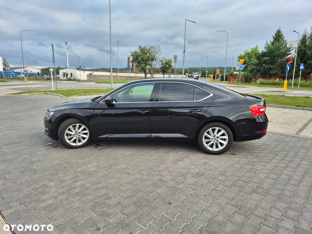 Skoda Superb 2.0 TSI DSG Style - 7