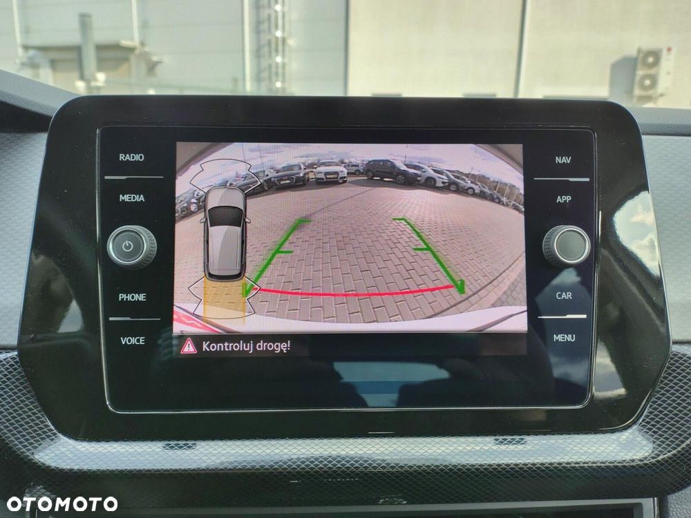 Volkswagen T-Cross - 21