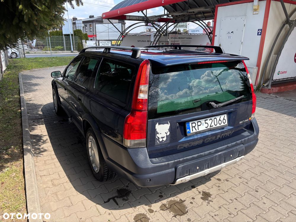 Volvo XC 70 AWD Momentum - 10