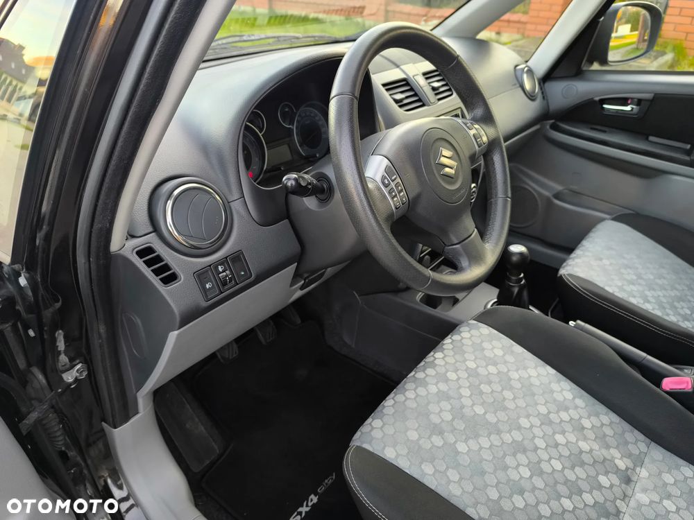 Suzuki SX4 1.6 VVT 4x2 Comfort - 13