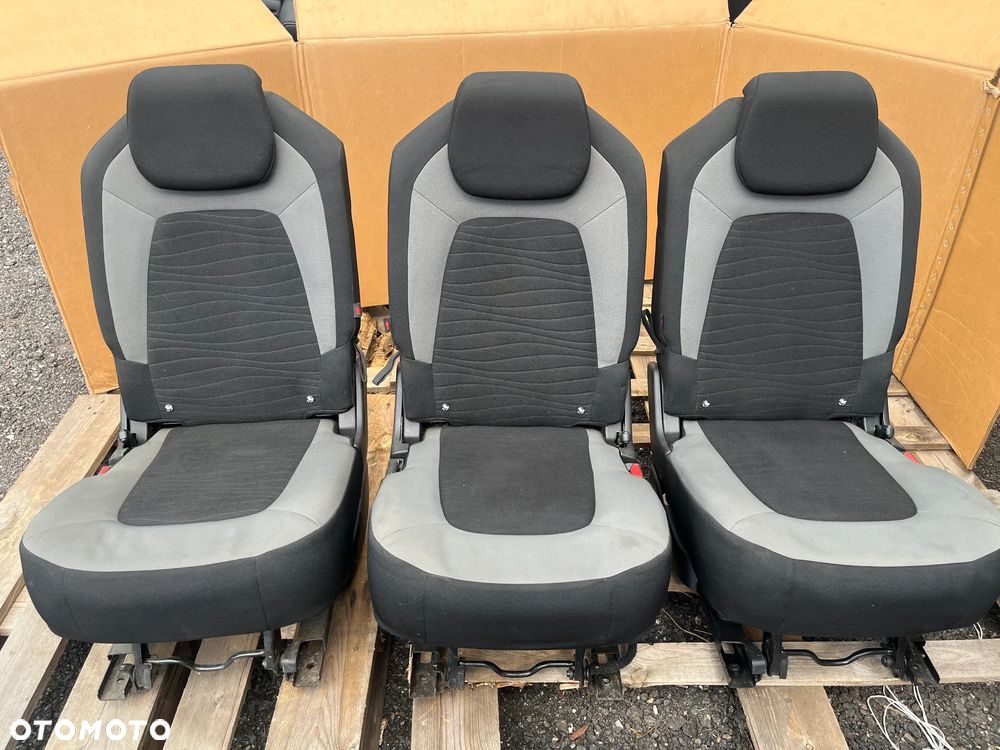 CITROEN C4 II 2014 PICASSO FOTEL TYŁ - 1