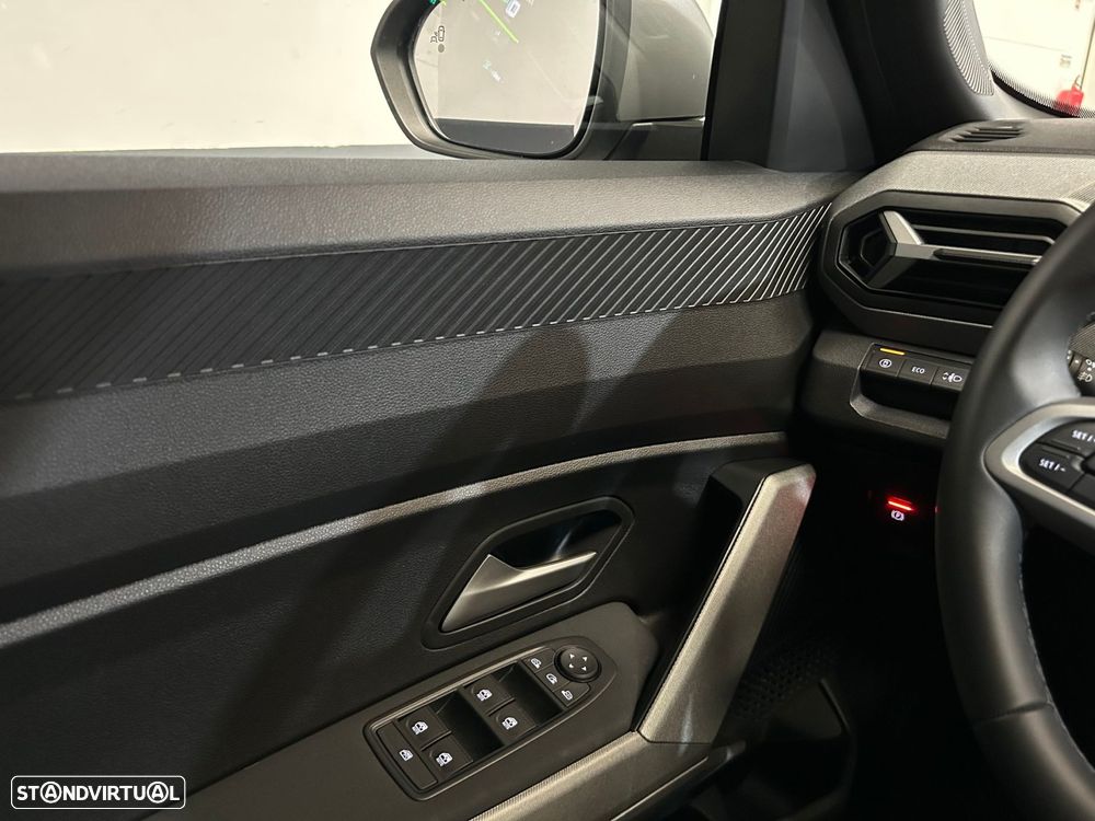 Dacia Bigster 1.8 Hybrid Journey - 37