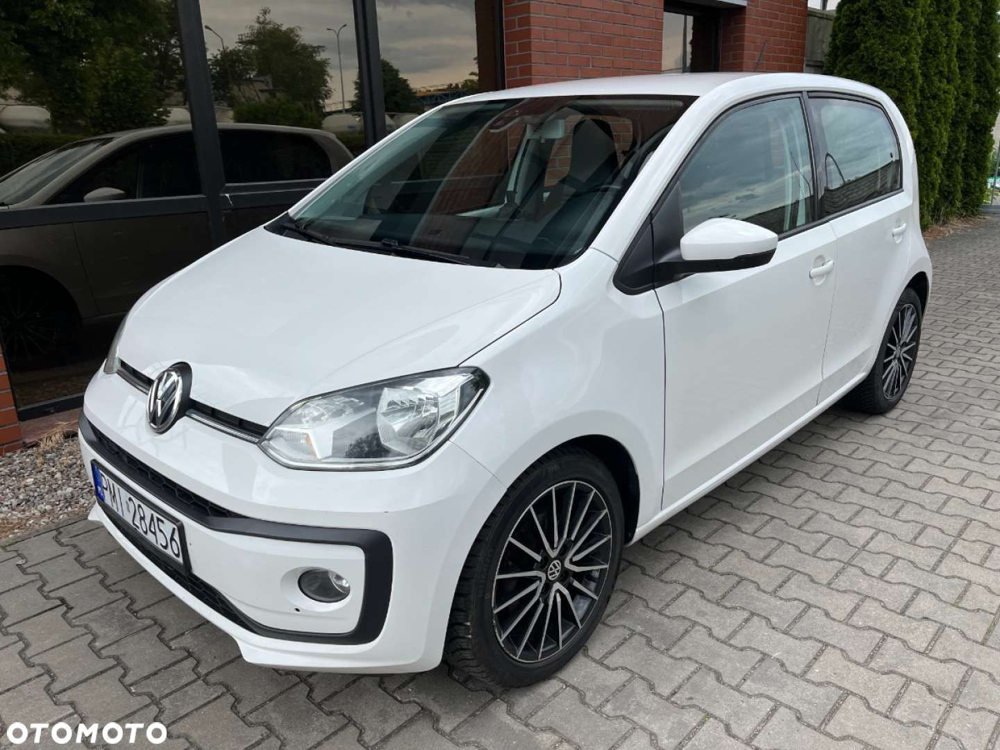 Volkswagen up! 1.0 high - 1