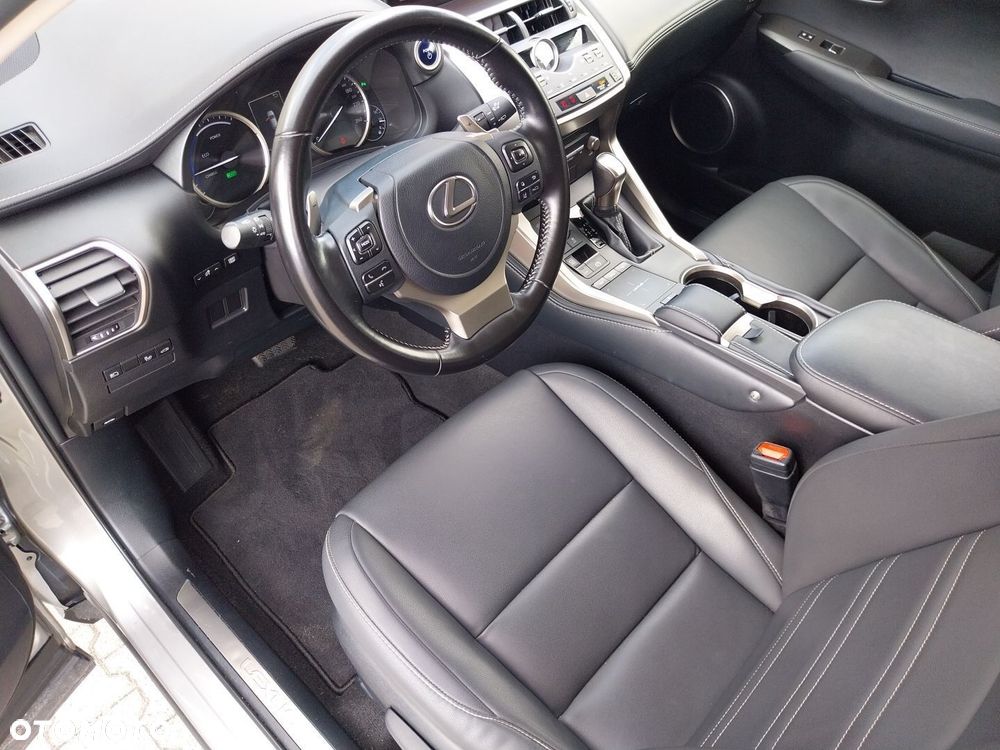 Lexus NX 300h F Impression AWD - 20