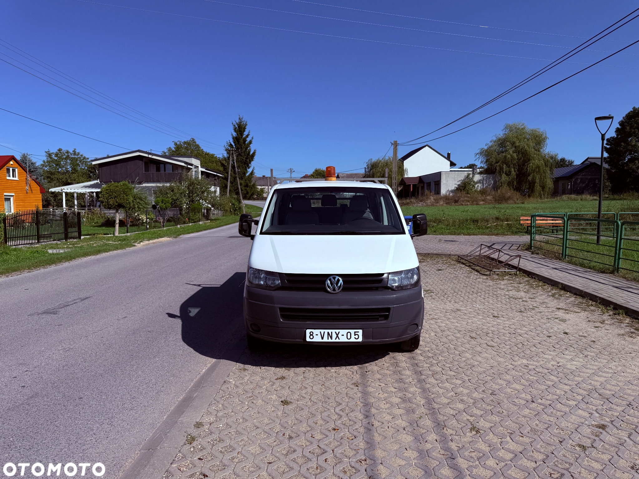 Volkswagen TRANSPORTER T5 2.0TDI CR 102KM - 10