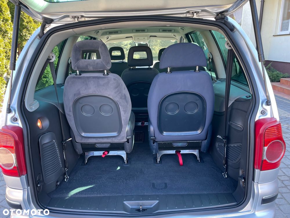 Volkswagen Sharan 2.0 TDI Trendline - 29