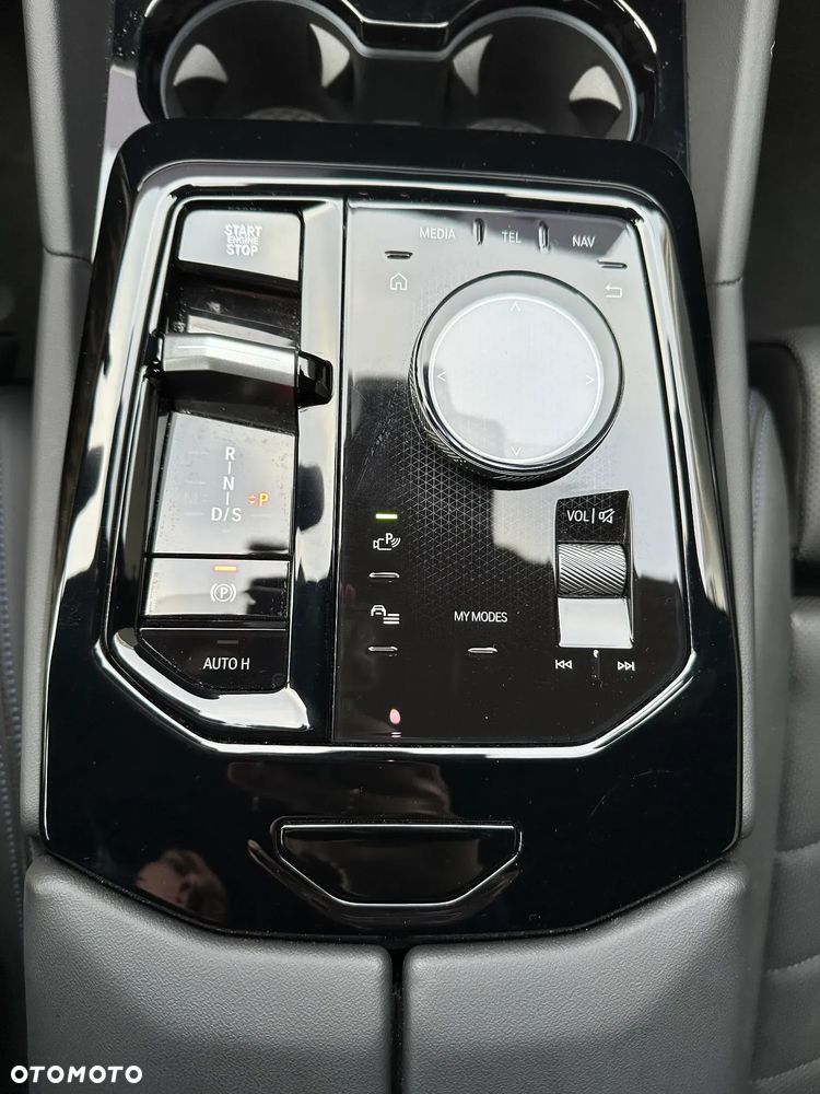 BMW Seria 5 530e xDrive PHEV M Sport - 19