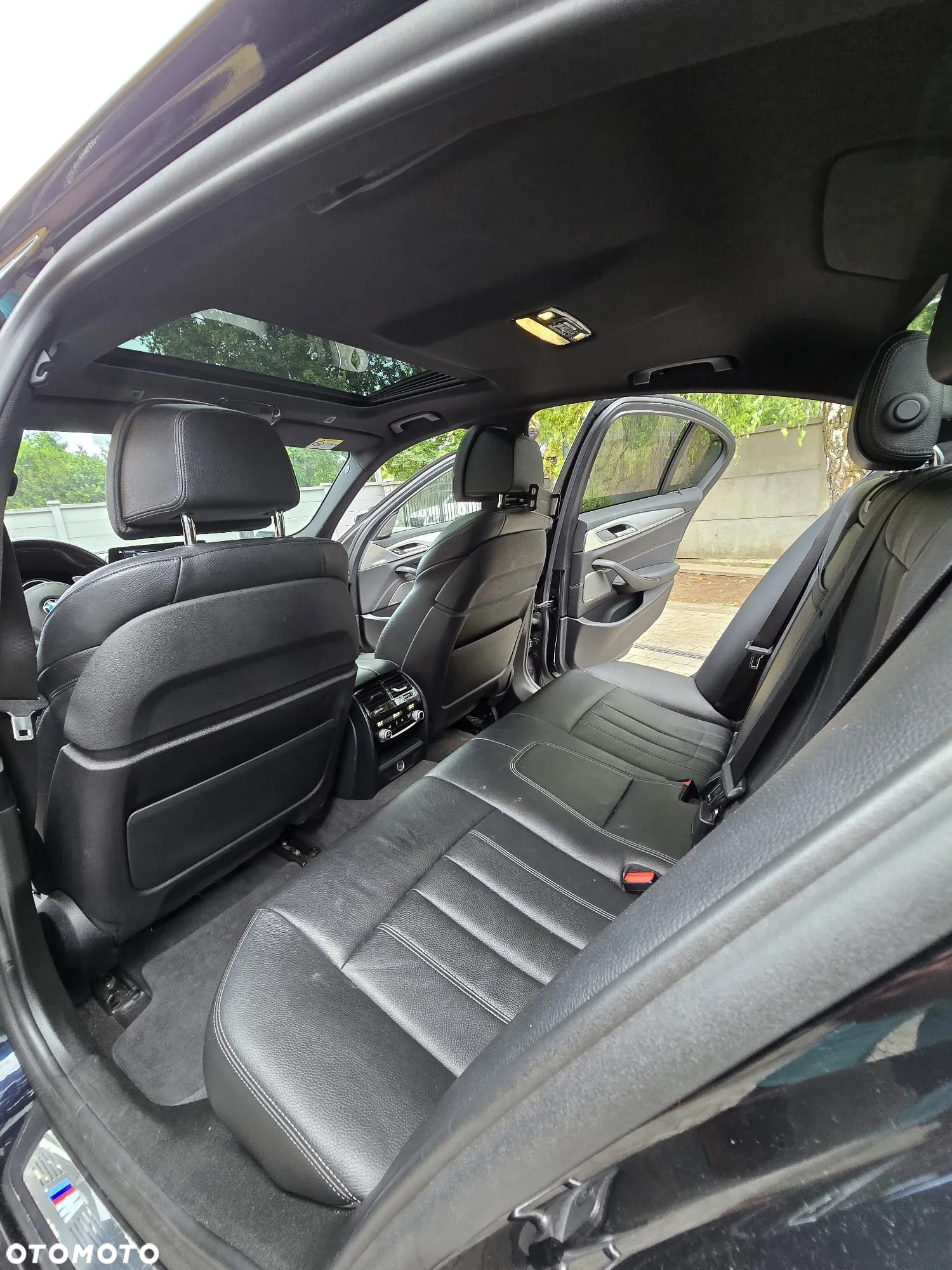BMW Seria 5 530i - 24
