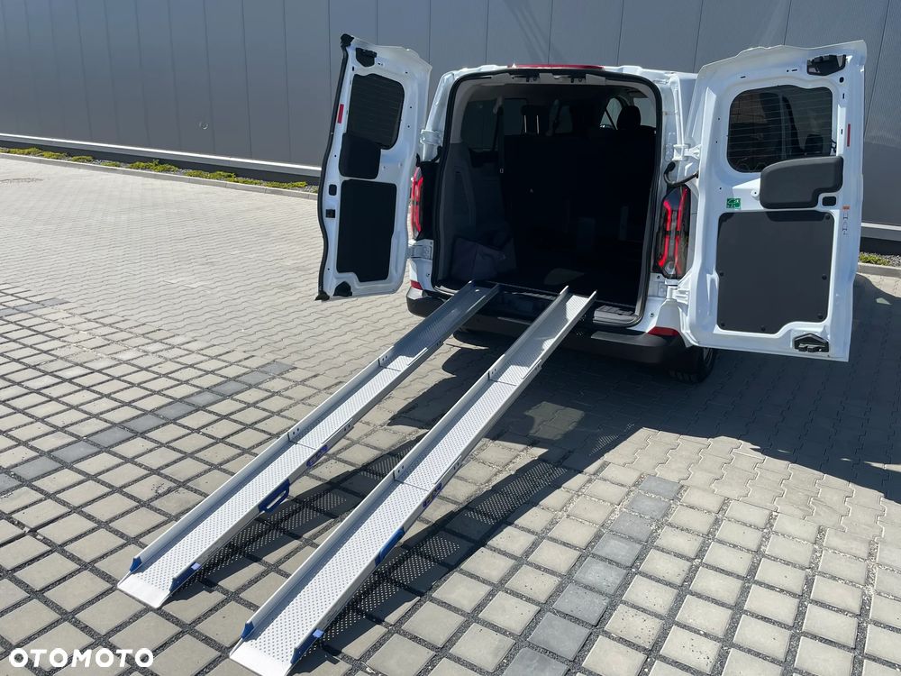 Ford E-Transit Custom Kombi 340 L2H1 Trend M1 - 15
