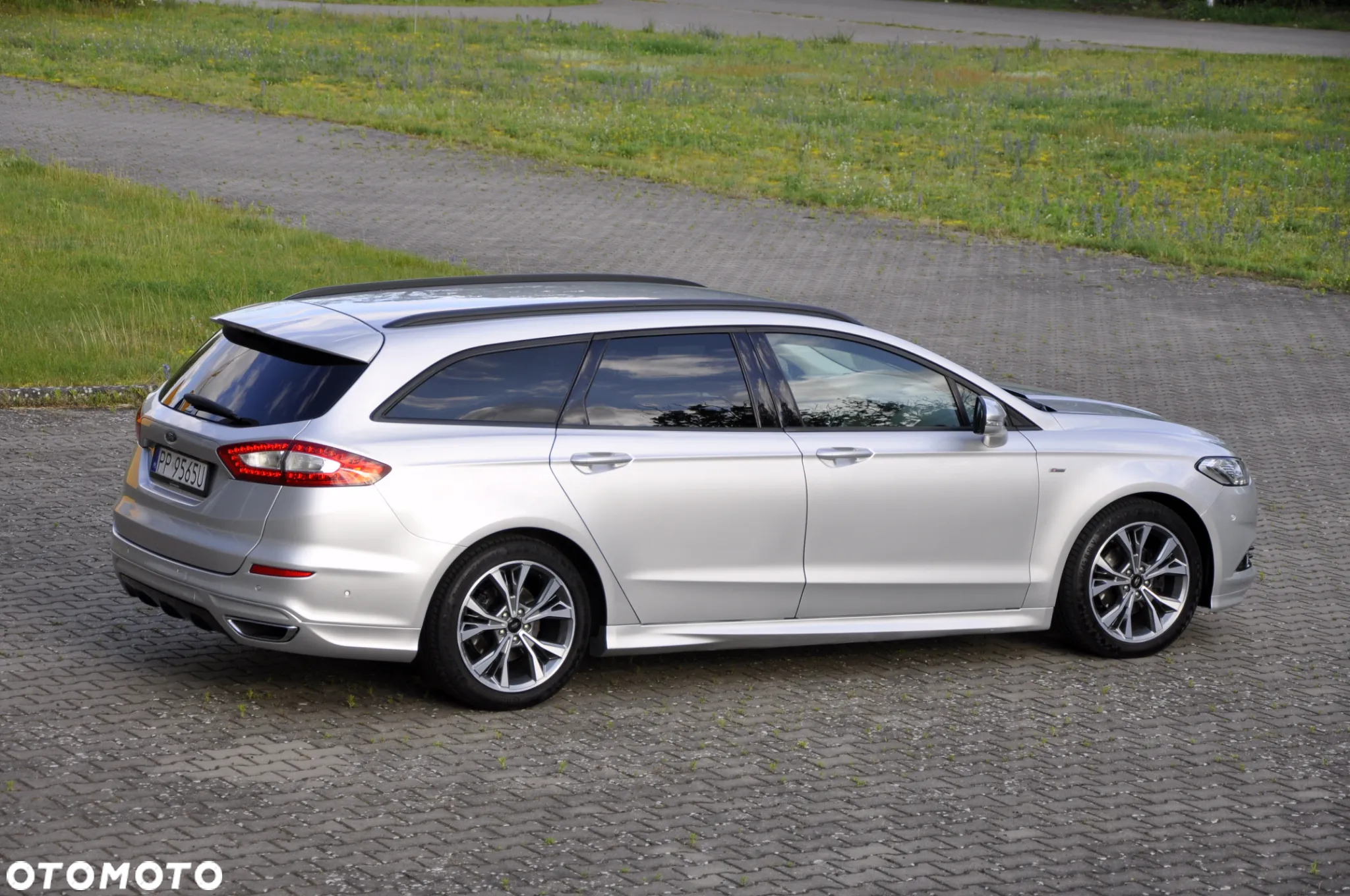 Ford Mondeo 2.0 TDCi Titanium PowerShift - 10