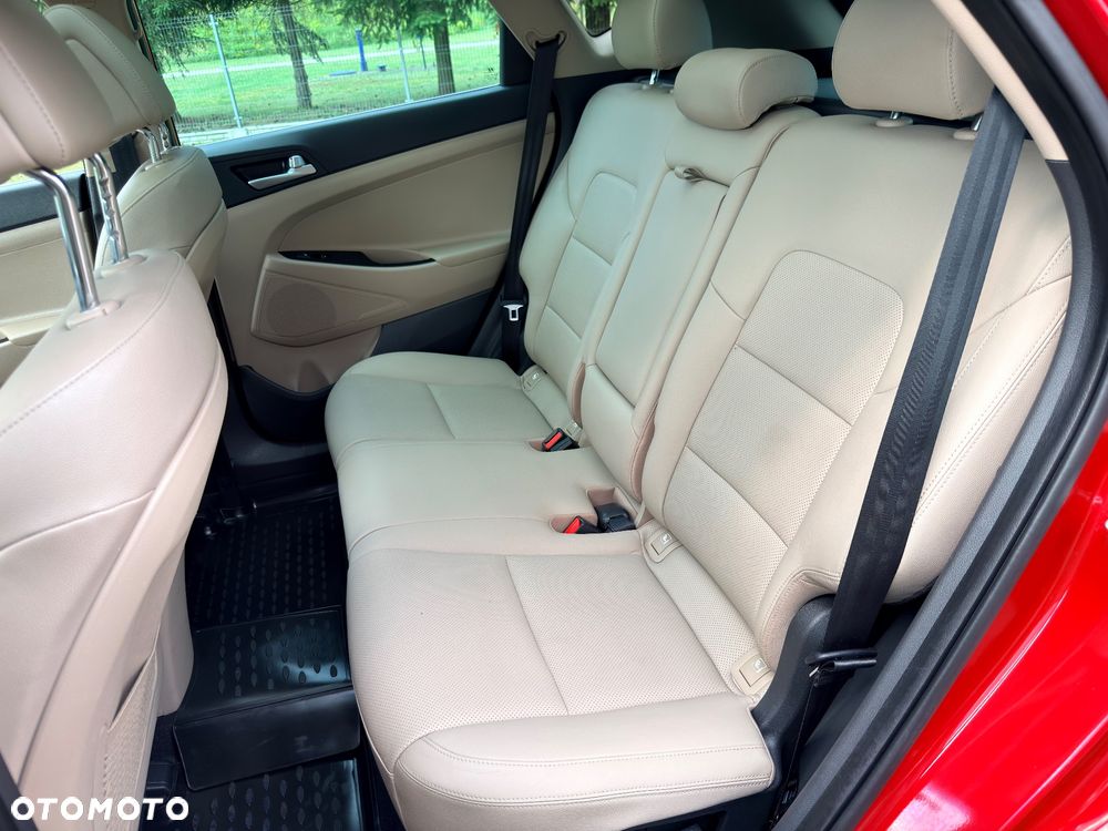 Hyundai Tucson blue 1.7 CRDi 2WD DCT Premium - 25