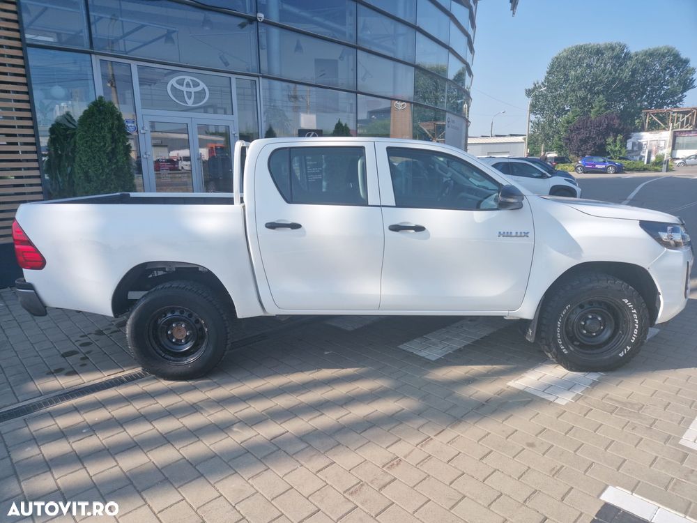 Toyota Hilux 2.4D 150CP 4x4 Double Cab 6MT Comfort - 5