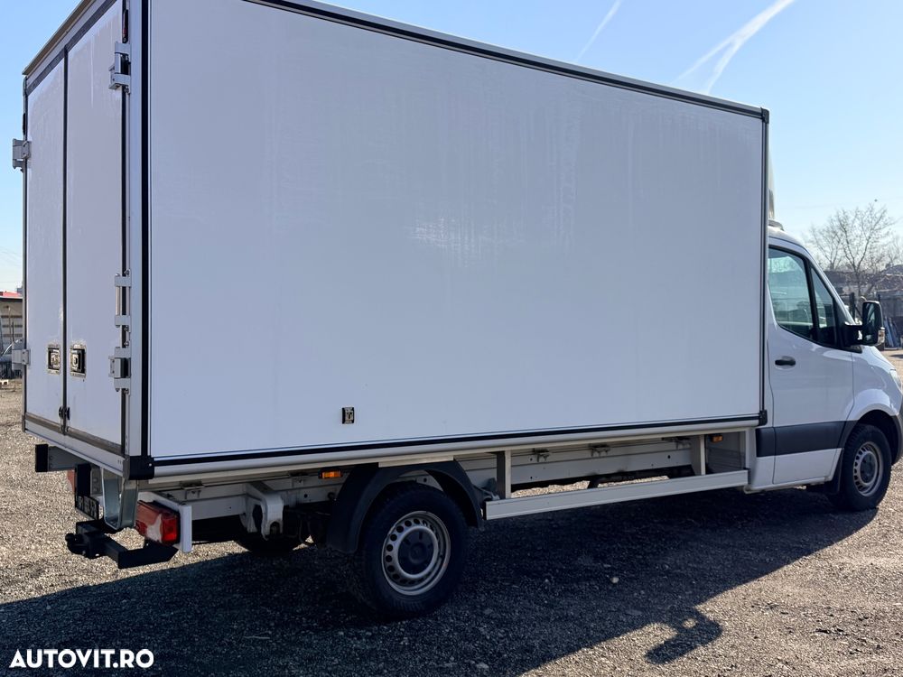 Mercedes-Benz Sprinter 317 - 4