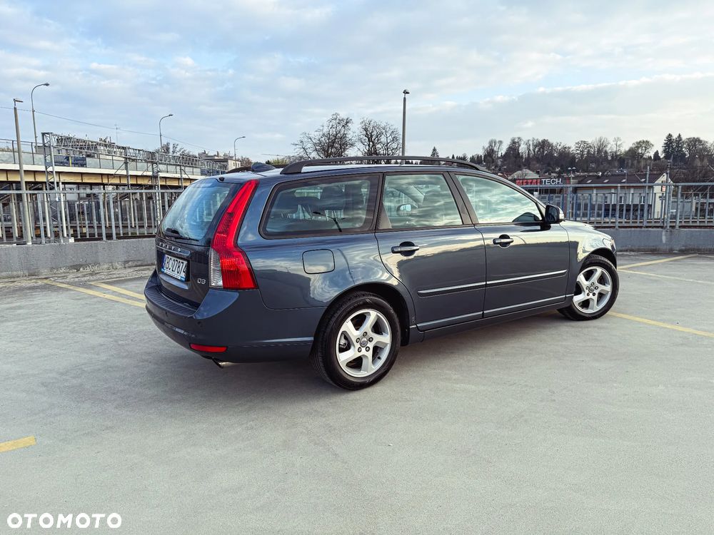Volvo V50 D3 Summum - 13