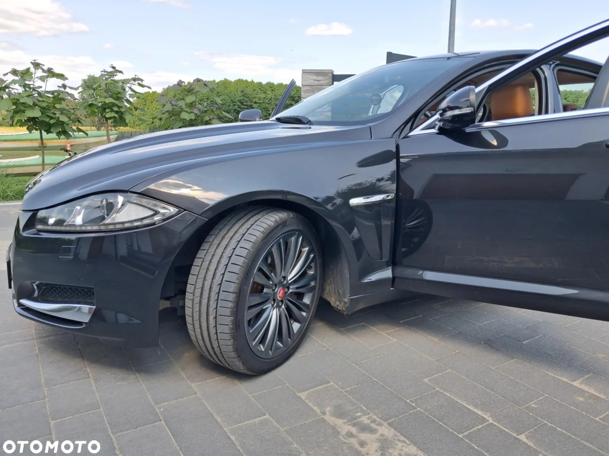 Jaguar XF - 2