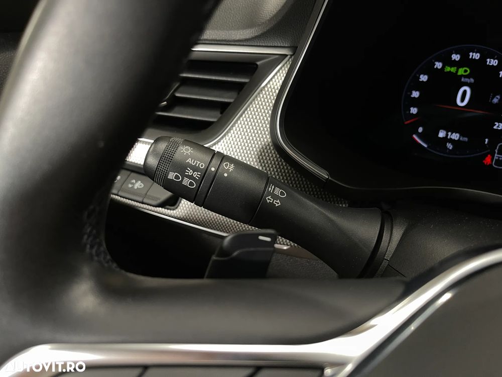 Renault Arkana MHEV 160 EDC Techno - 24