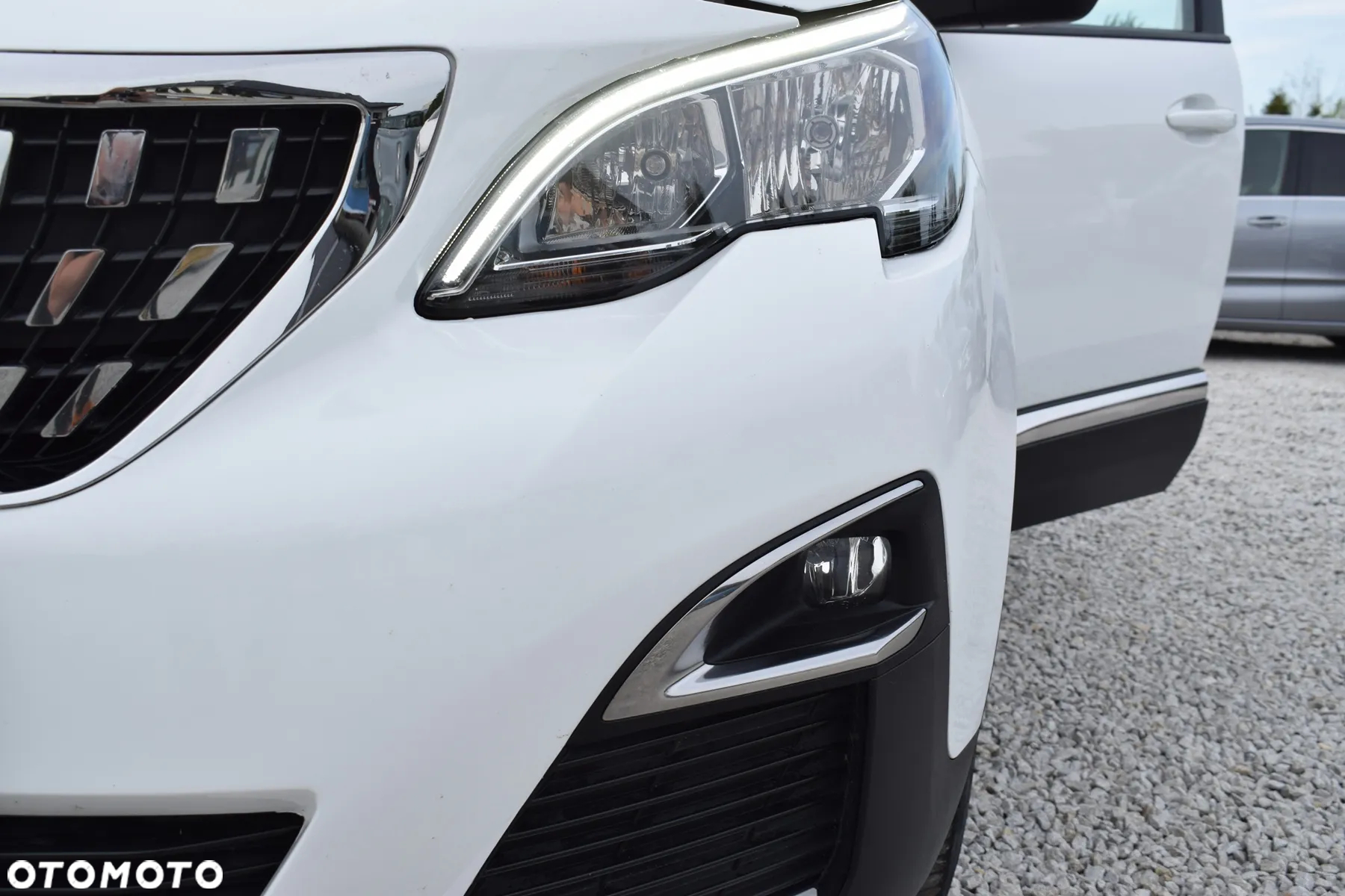 Peugeot 3008 1.2 PureTech Allure Pack S&S - 13