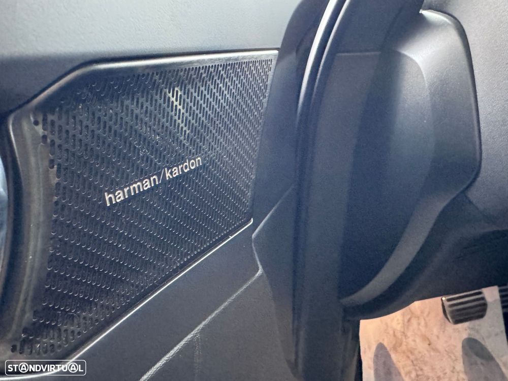 Volvo XC 40 1.5 T5 PHEV R-Design - 11