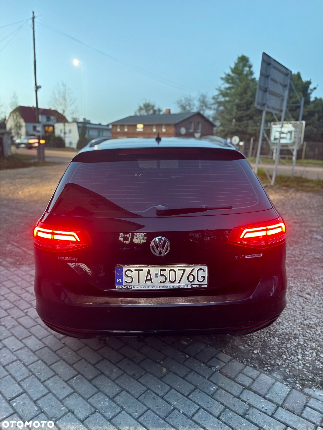 Volkswagen Passat Variant 1.6 TDI SCR DSG - 6